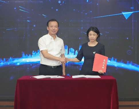 凯时娱乐人生就是博集团举行立异生长研究院揭牌暨立异项目签约仪式