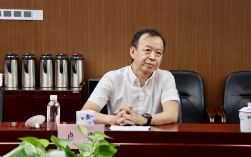 中国测绘学会宋超智理事长一行莅临凯时娱乐人生就是博集团调研指导