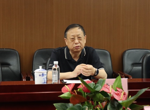 中国测绘学会宋超智理事长一行莅临凯时娱乐人生就是博集团调研指导